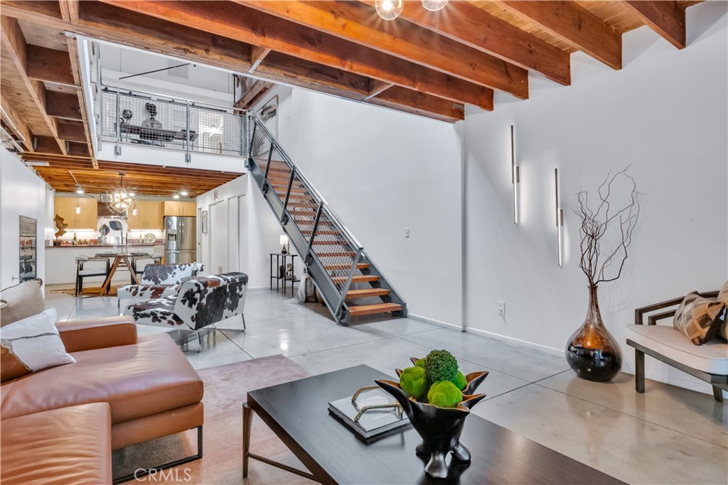 849 Pine Avenue, Unit C Long Beach, CA 90813 - Photo 4 of 63 a view of entryway with patio