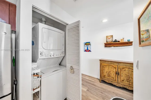 $499,990 | 255 Evernia Street, Unit 1421, West Palm Beach, FL 33401