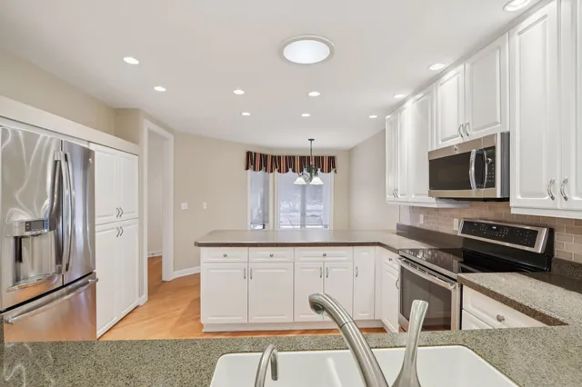 $615,000 | N14-w30154 High Ridge Road, Delafield, WI 53072