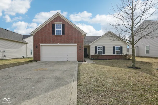 $359,000 | 45 West Clear Lake Lane, Westfield, IN 46074