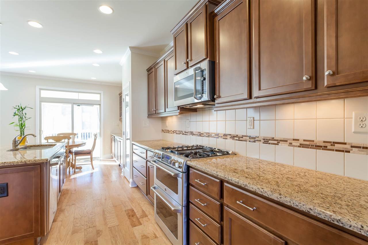 4229 Brintons Cottage Street Raleigh, NC 27616 - Photo 14 of 24 Eat-in Kitchen