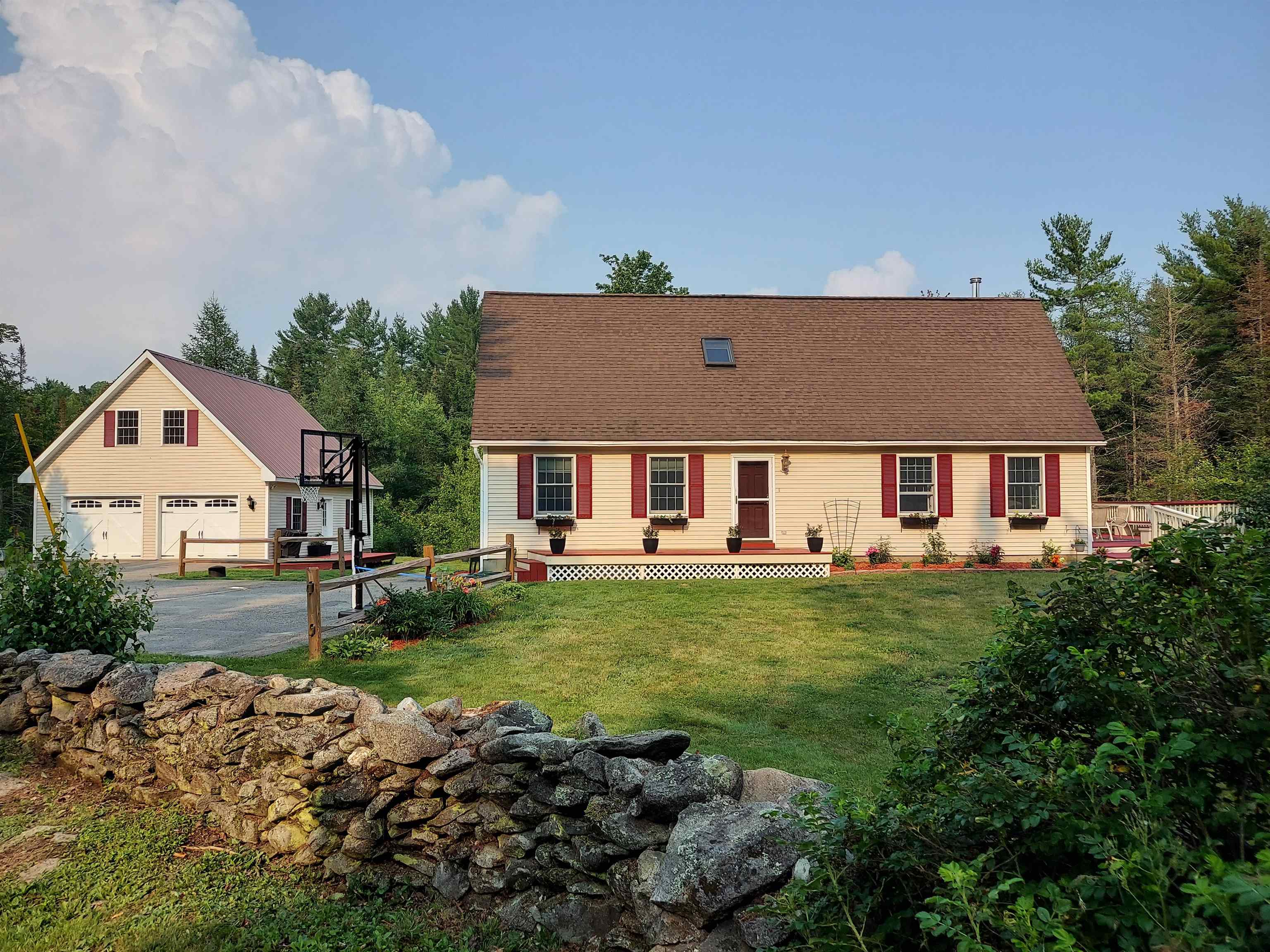 442 Blaney Road Bethlehem, NH 03574 - Photo 1 of 40 Gallery Image 1