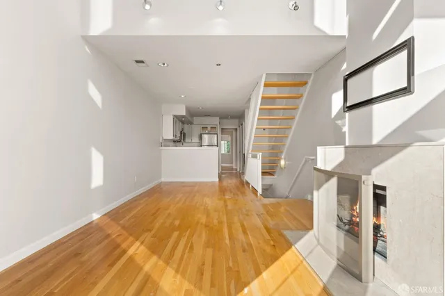 $1,199,000 | 2090 Fell Street, San Francisco, CA 94117