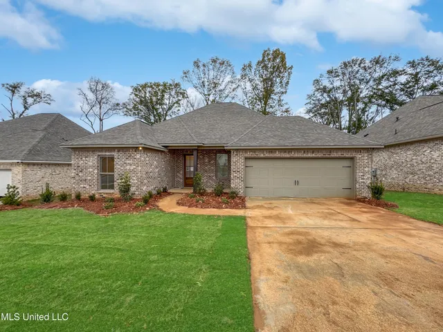 $351,500 | 210 Birch Lane, Canton, MS 39046