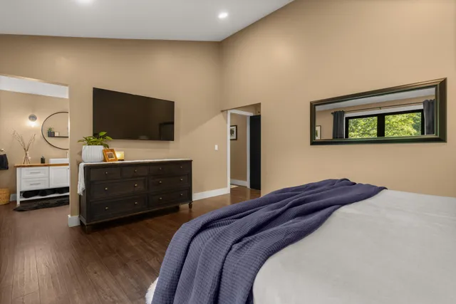 $1,799,999 | 10 Lewis Road, Kittery, ME 03904