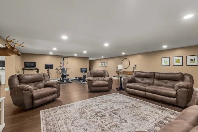 $1,799,999 | 10 Lewis Road, Kittery, ME 03904