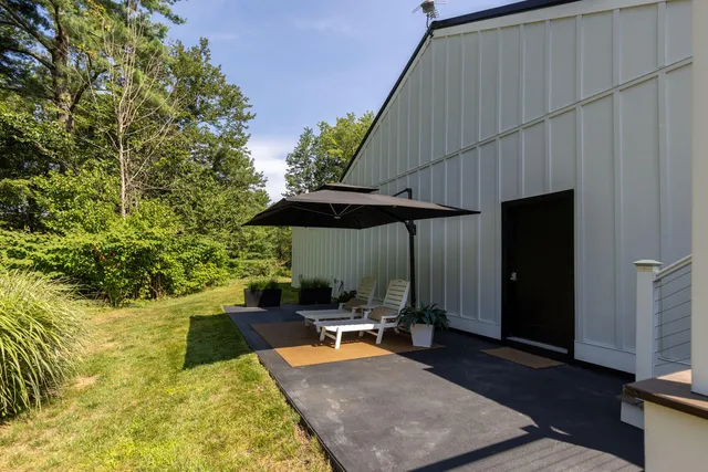 $1,799,999 | 10 Lewis Road, Kittery, ME 03904