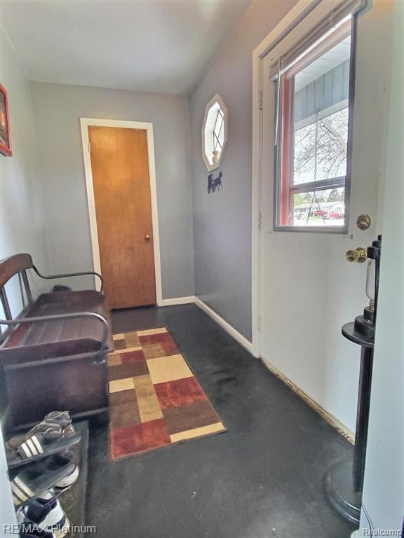 3625 Davison Road Lapeer, MI 48446 - Photo 3 of 25