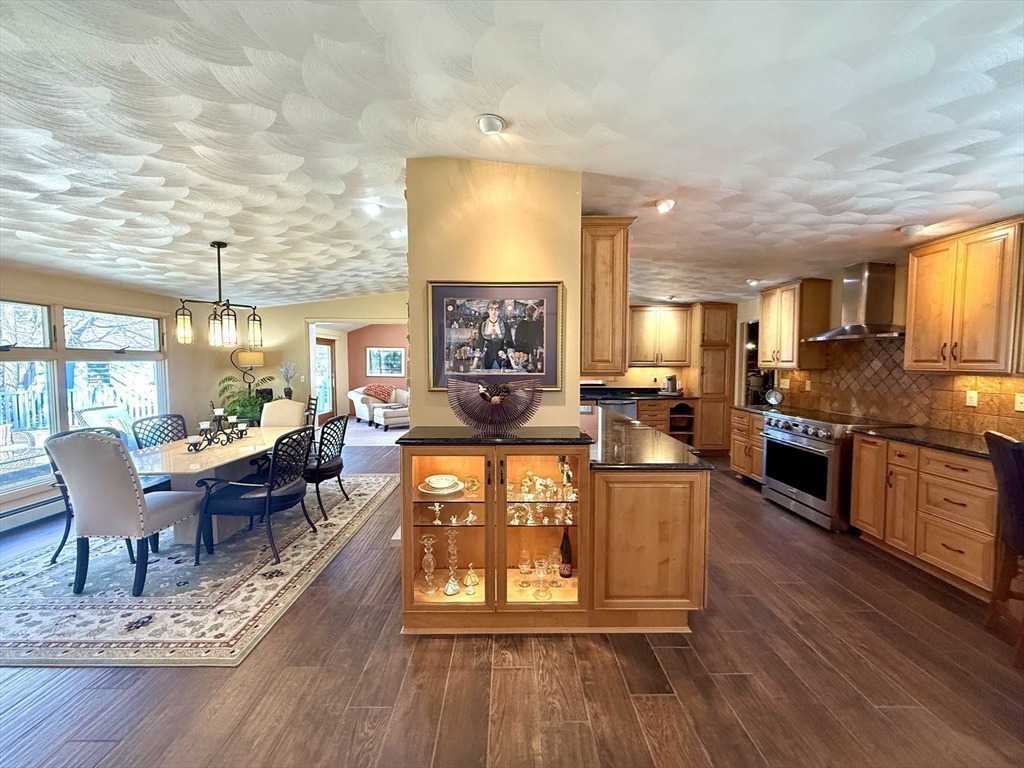 5 Birchwood Road Worcester, MA 01609 - Photo 6 of 36 Gallery Image 6