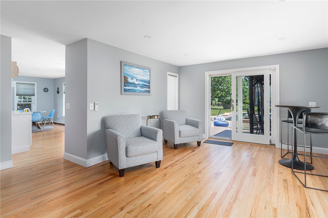 53 River Run Middletown, RI 02842 - Photo 14 of 33