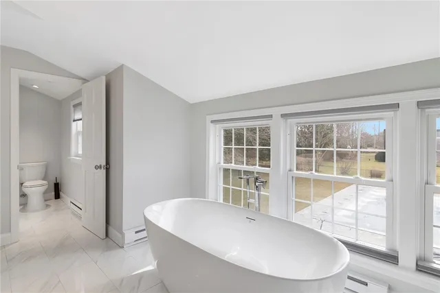 $3,500 | 53 River Run, Middletown, RI 02842