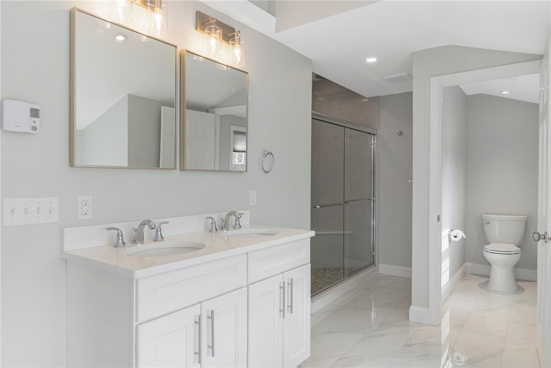 53 River Run Middletown, RI 02842 - Photo 28 of 33