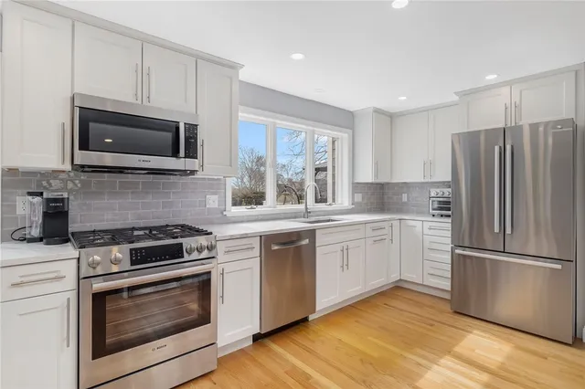 $3,500 | 53 River Run, Middletown, RI 02842