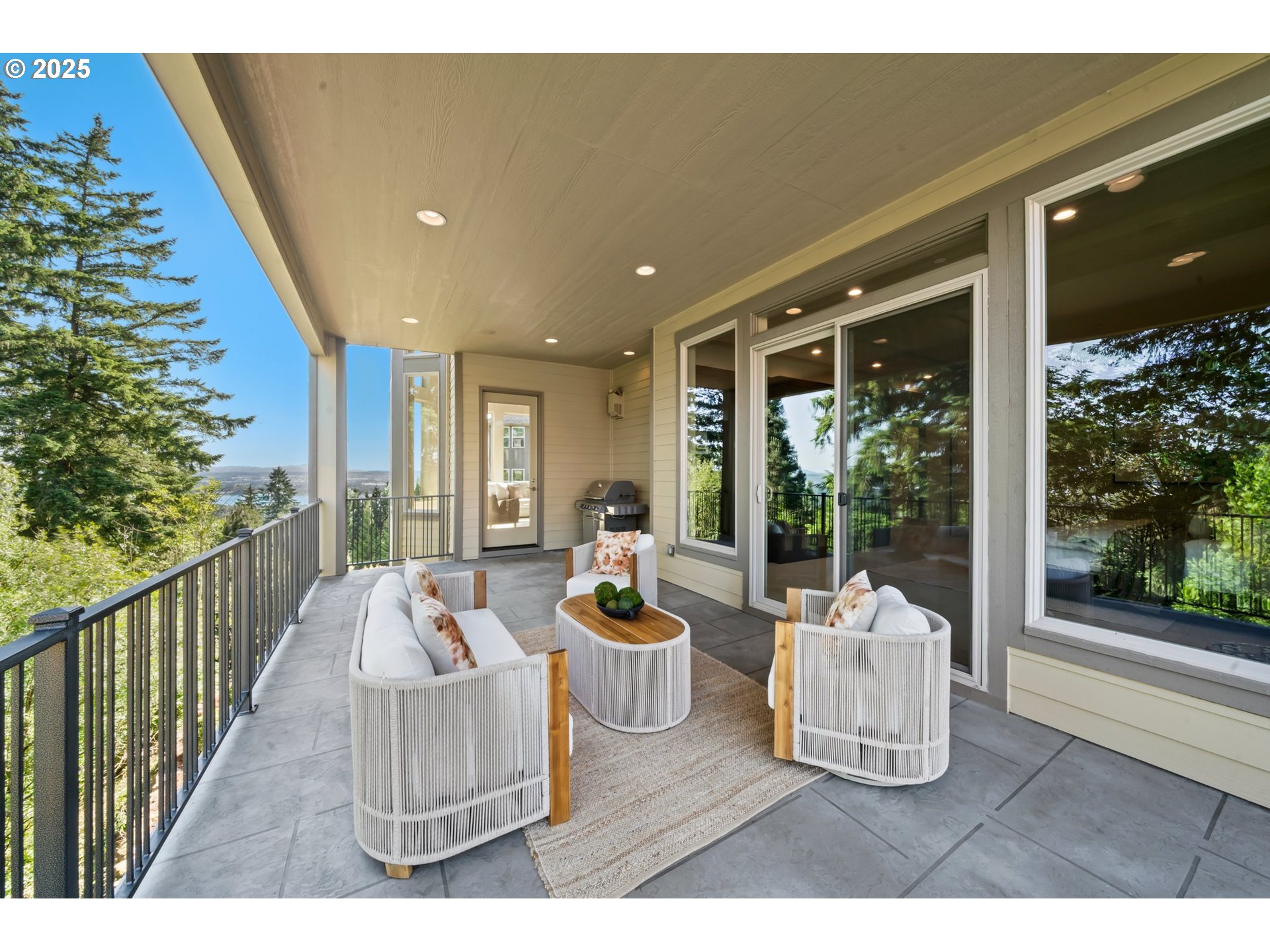 612 Northwest Valley Street Camas, WA 98607 - Photo 18 of 46 Gallery Image 18