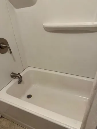 $1,425 | 109 North Street, Claremont, NH 03743