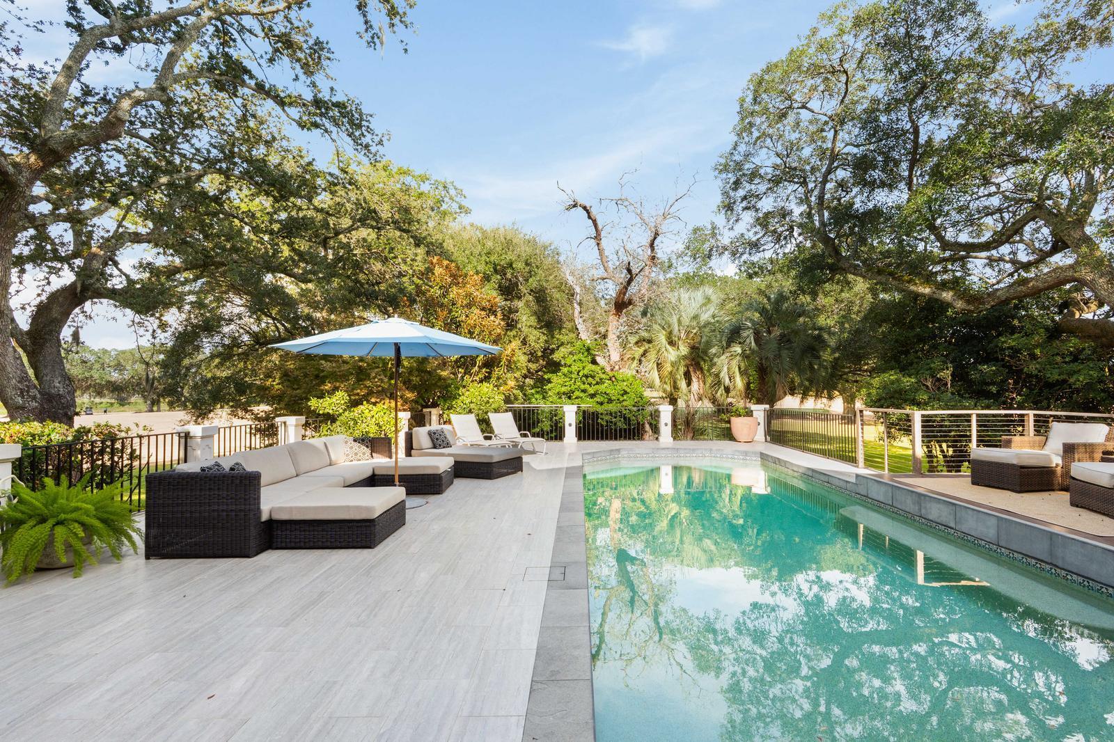 1429 Burningtree Road Charleston, SC 29412 - Photo 29 of 89 106
