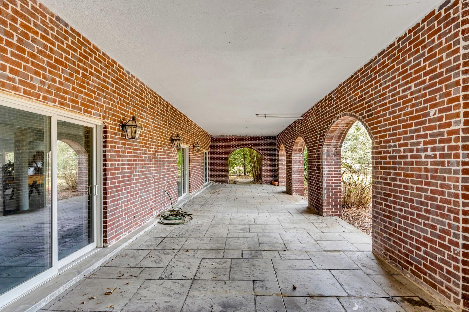 1429 Burningtree Road Charleston, SC 29412 - Photo 72 of 89 117