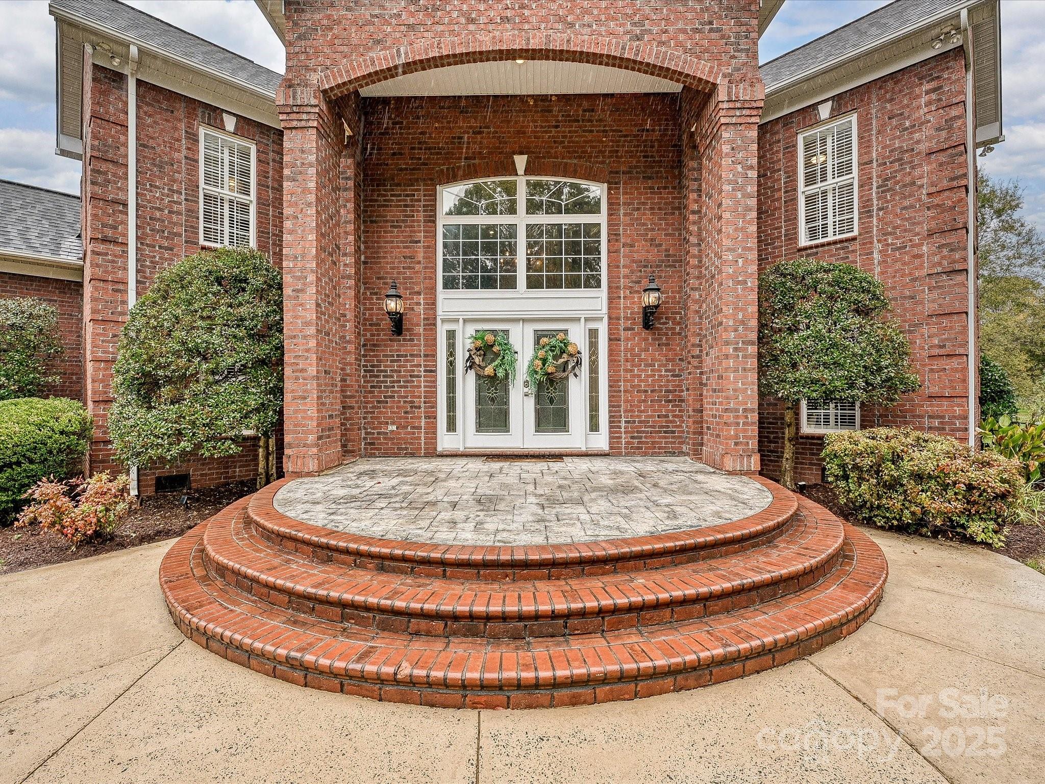 2258 Rising Sun Lane Matthews, NC 28104 - Photo 2 of 37 Gallery Image 2