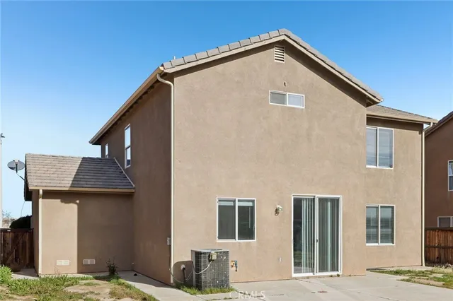 $429,000 | 13971 Jockey Lane, Victorville, CA 92394