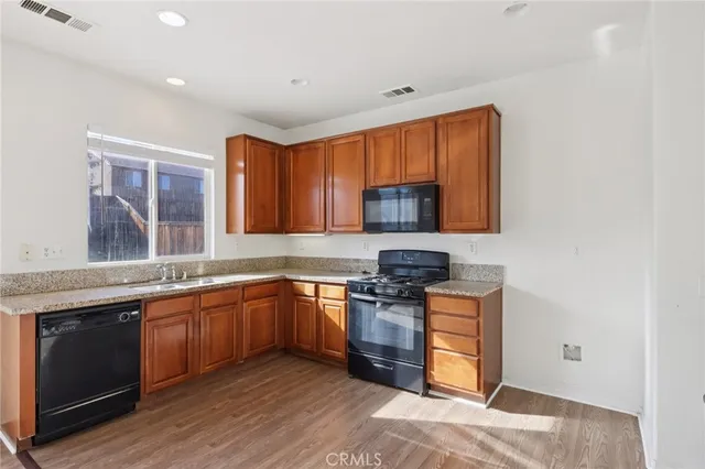 $429,000 | 13971 Jockey Lane, Victorville, CA 92394