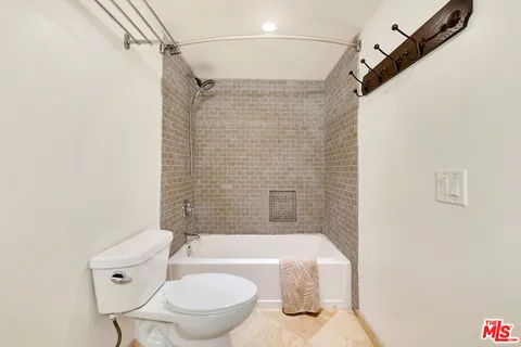 $475,000 | 20155 Keswick Street, Unit 107, Winnetka, CA 91306