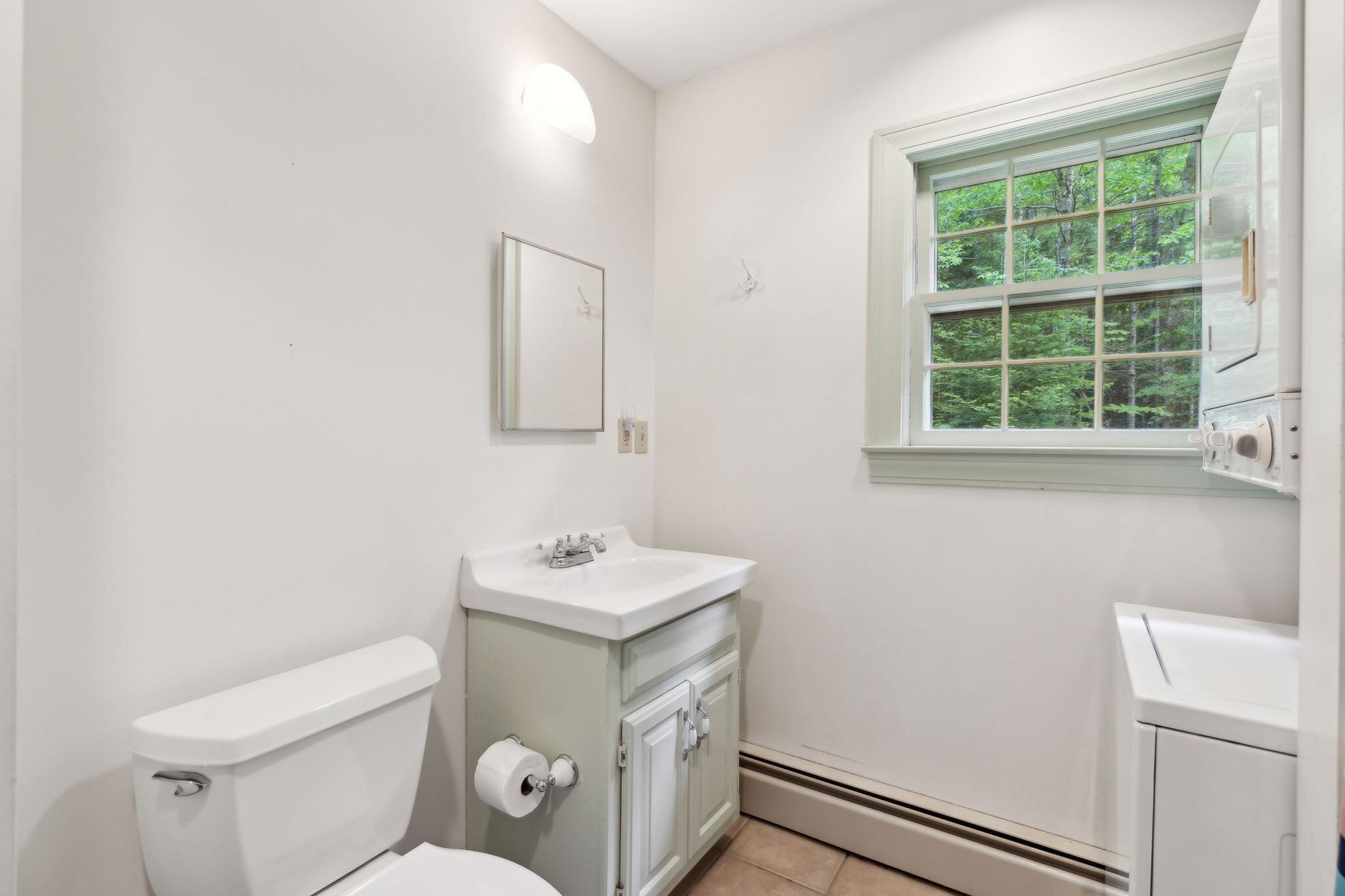 61 Medomak Road Bremen, ME 04551 - Photo 14 of 28 31_DSC02937
