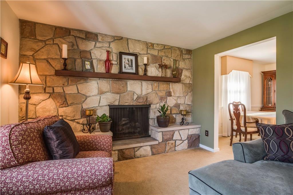 842 Rosalind Road Pittsburgh, PA 15237 - Photo 3 of 21 Gallery Image 3