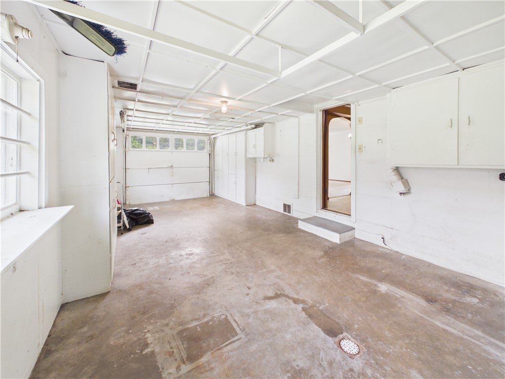 1121 Wilkin Road Danville, IL 61832 - Photo 12 of 13 Gallery Image 12