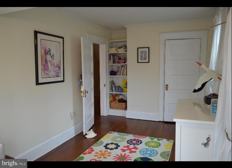 628 St Johns Road Baltimore, MD 21210 - Photo 16 of 29 2nd Bedroom