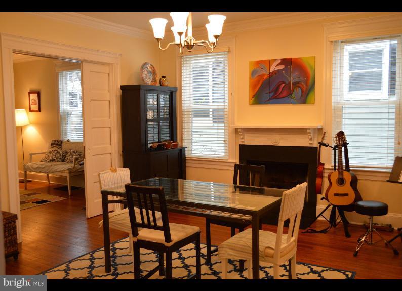628 St Johns Road Baltimore, MD 21210 - Photo 7 of 29 Dining Room w/ gass Fireplace