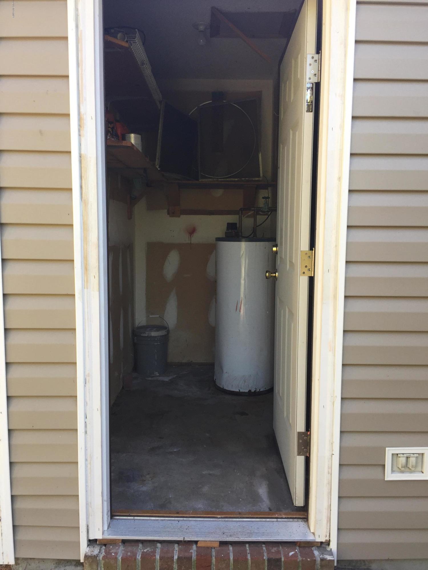 301 Hilda Road Jacksonville, NC 28546 - Photo 11 of 14 Outdoor Storage