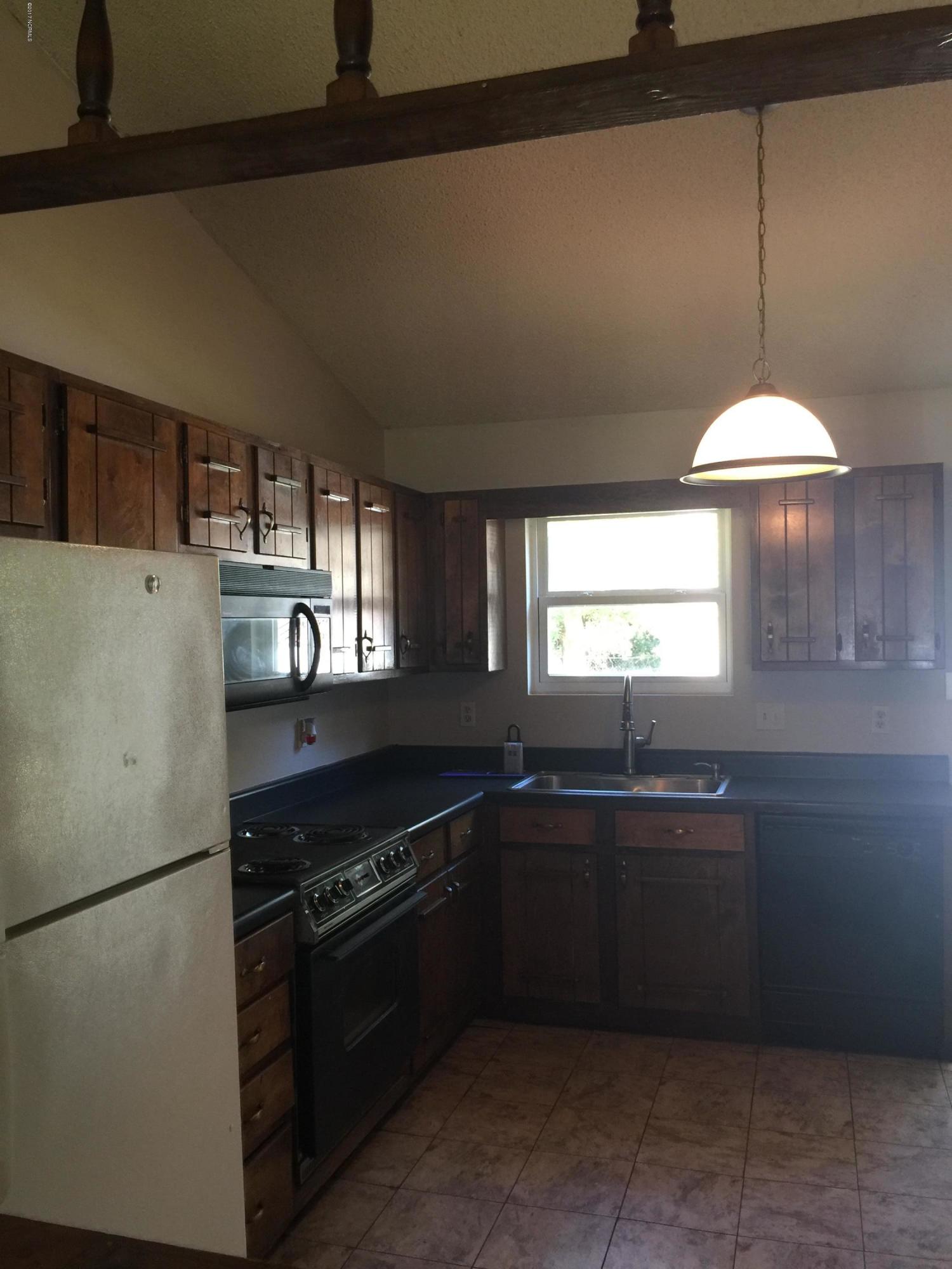 301 Hilda Road Jacksonville, NC 28546 - Photo 5 of 14 IMG_1991