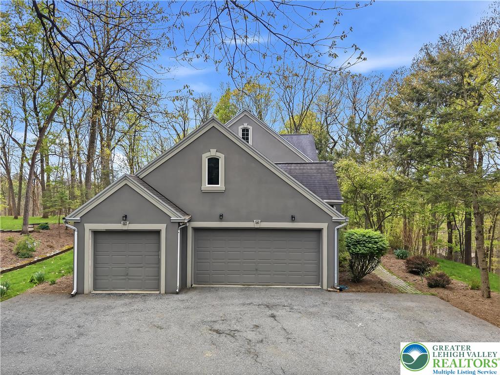 6688 Haasadahl Road Allentown, PA 18106 - Photo 33 of 38