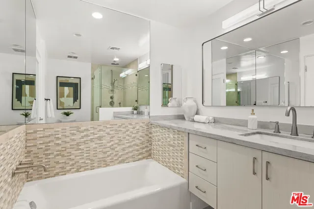 $5,000 | 8787 Shoreham Drive, Unit 109, West Hollywood, CA 90069