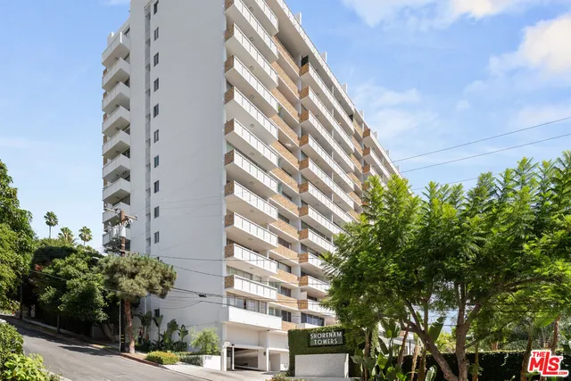 $5,000 | 8787 Shoreham Drive, Unit 109, West Hollywood, CA 90069