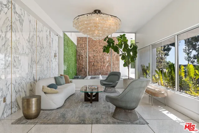 $5,000 | 8787 Shoreham Drive, Unit 109, West Hollywood, CA 90069