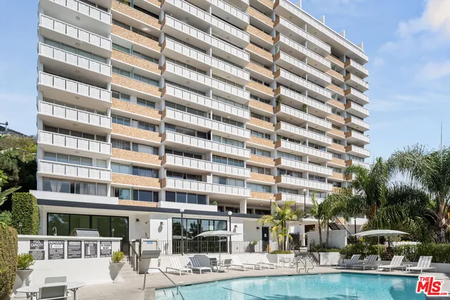 $5,000 | 8787 Shoreham Drive, Unit 109, West Hollywood, CA 90069