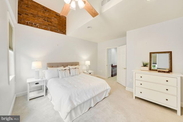 $855,000 | 1640 Independence Avenue Southeast, Washington, DC 20003