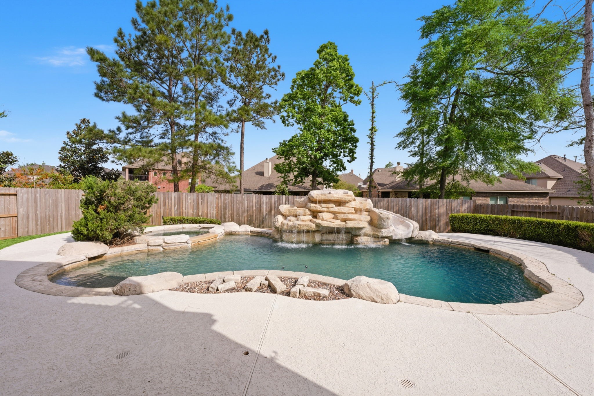 315 Arbor Ridge Lane Conroe, TX 77384 - Photo 39 of 48