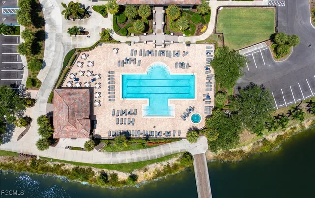 a view of a house with outdoor space