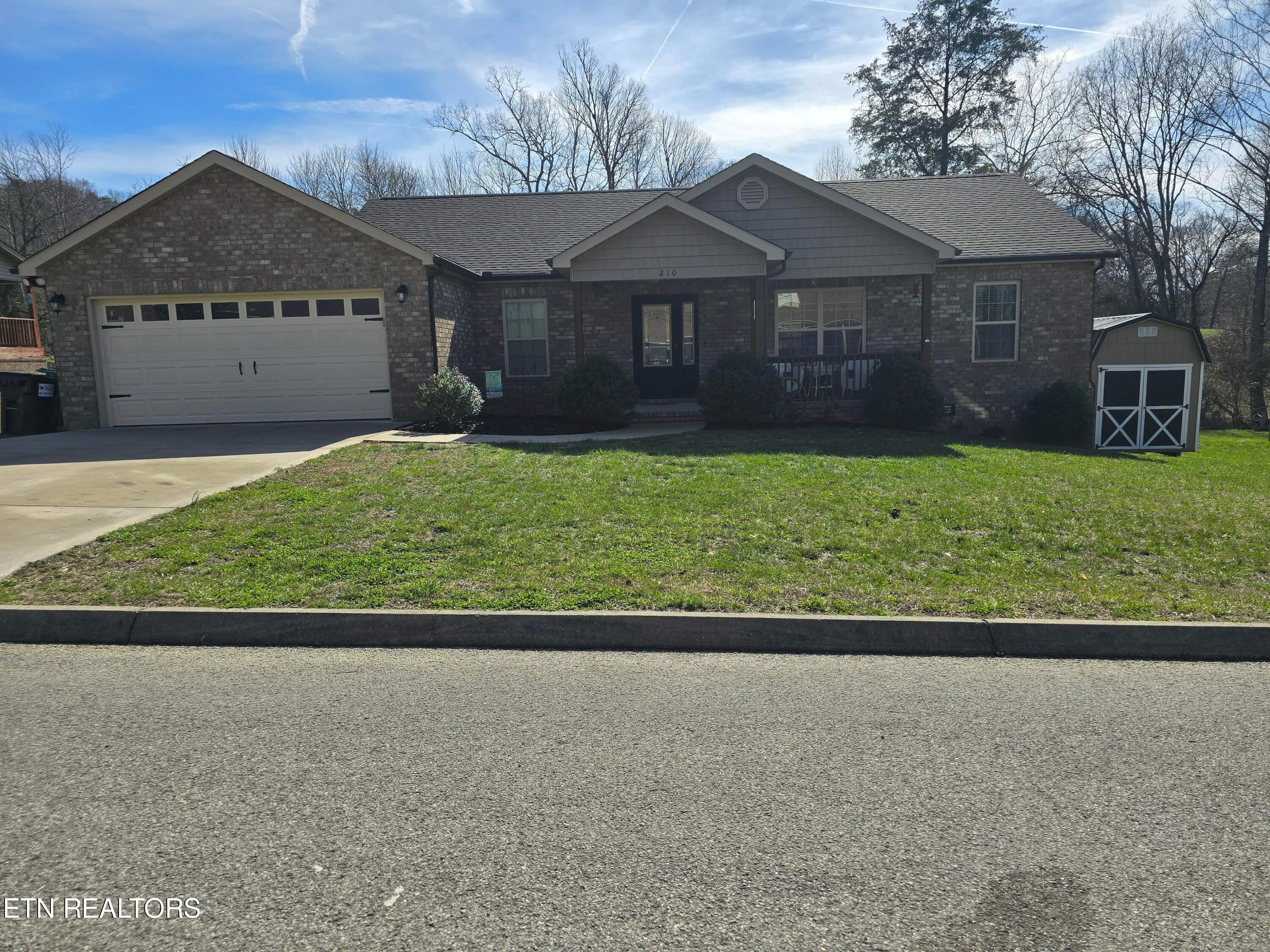 210 Timber Creek Road Maynardville, TN 37807 - Photo 2 of 40 39050AD2-EF42-44FA-B4B2-DCEC99F70E35