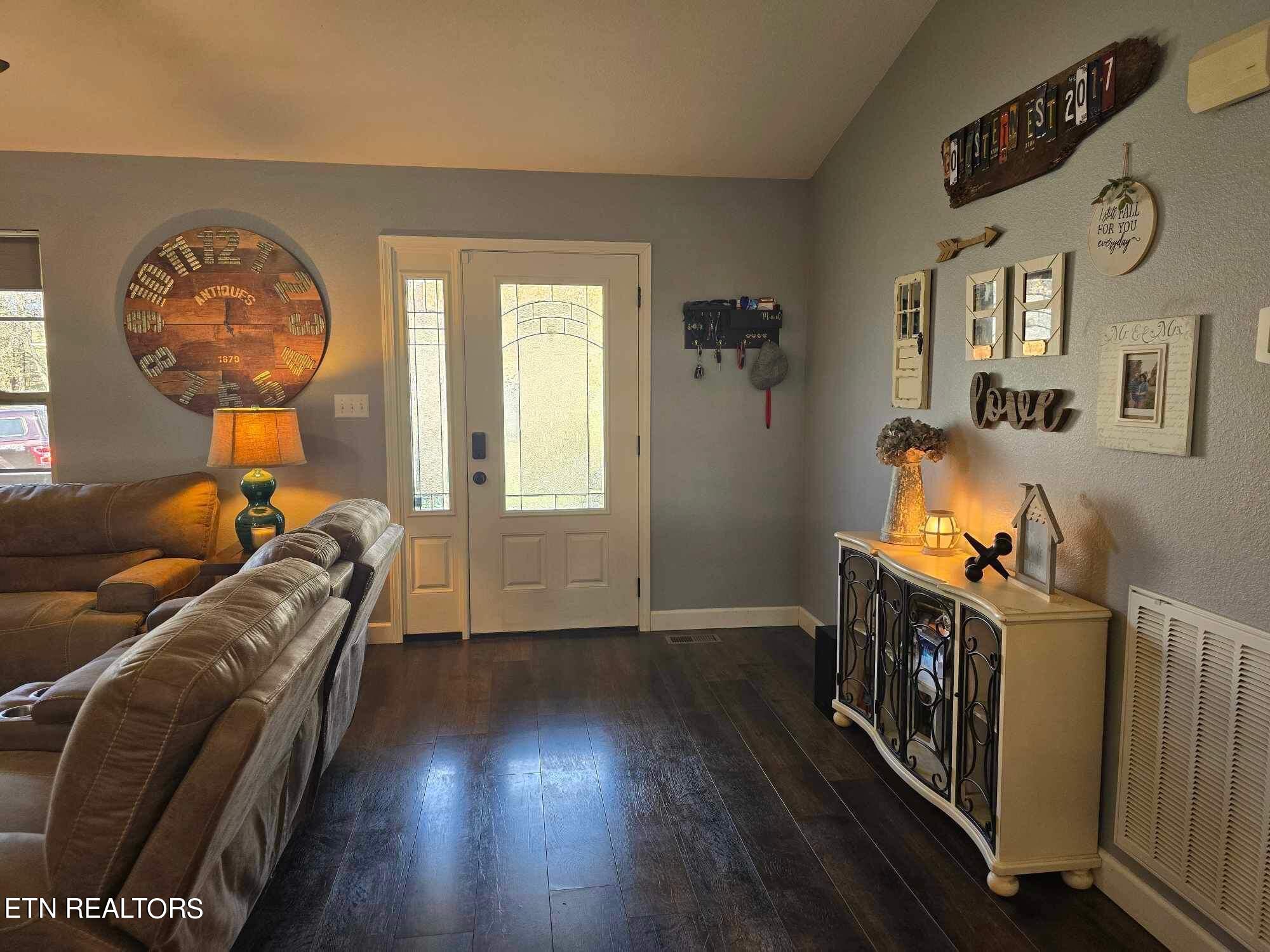 210 Timber Creek Road Maynardville, TN 37807 - Photo 8 of 40 A49932B0-6D64-4B03-B7B0-1F60C0E8556B