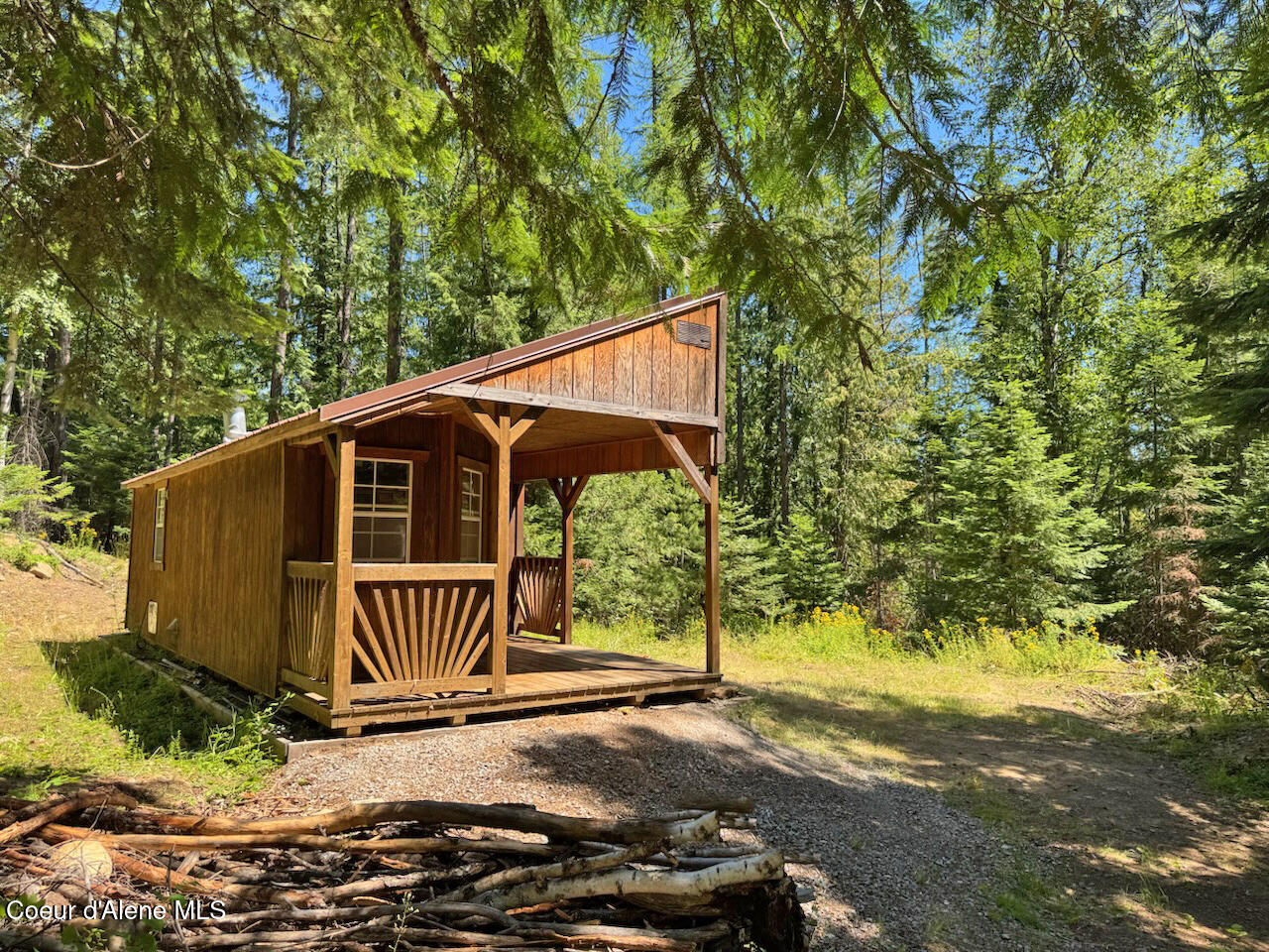 Nna Rolling Thunder Ridge Road Sandpoint, ID 83864 - Photo 1 of 37 .