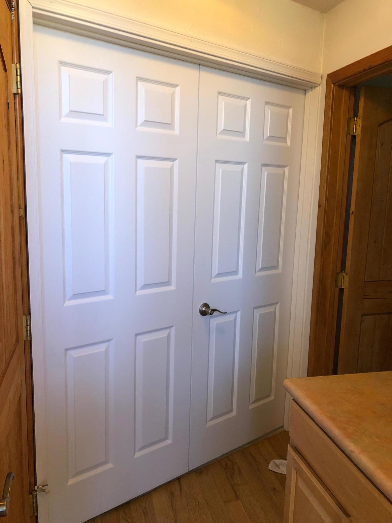 4690 South Hansen Road Kingman, AZ 86401 - Photo 16 of 94 New doors on master suite.