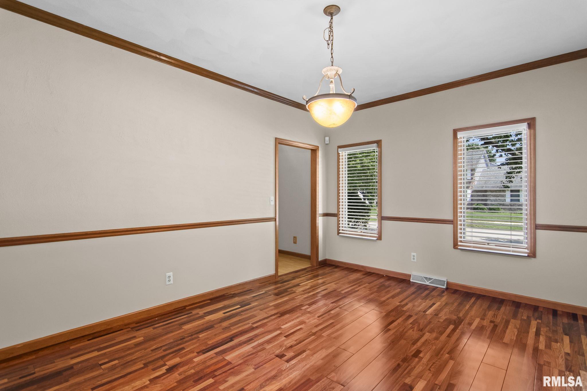 401 Colbrook Drive Springfield, IL 62702 - Photo 27 of 65