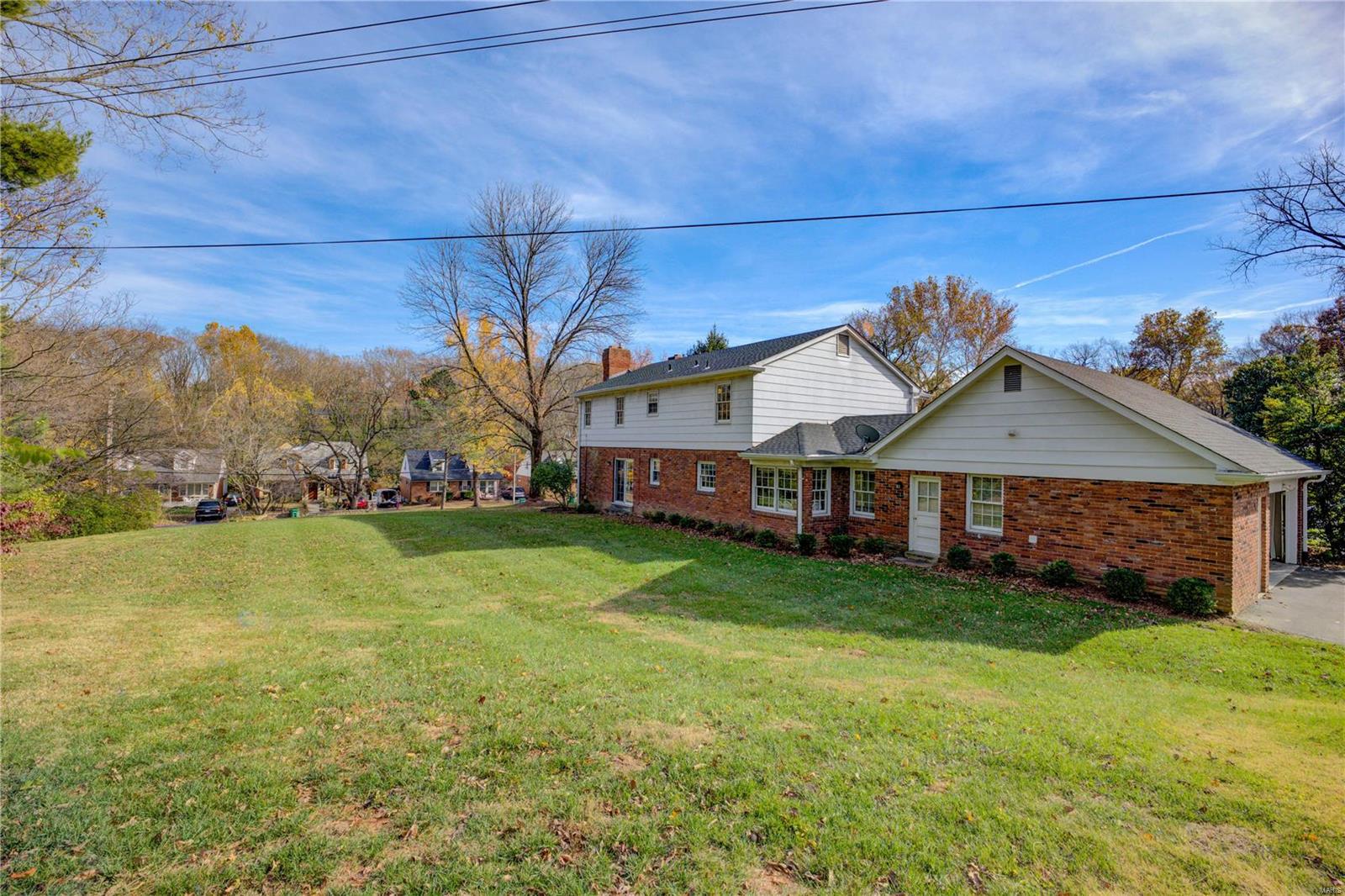 9801 Copper Hill Road St. Louis, MO 63124 - Photo 2 of 25