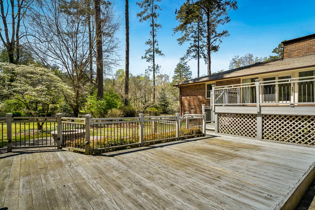 114 Overbrook Road Greenwood, SC 29649 - Photo 33 of 51