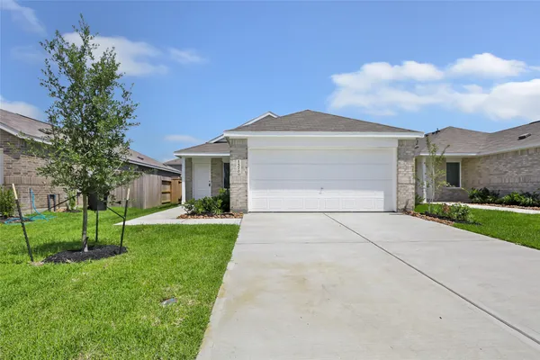 $1,775 | 1570 Gardenia Blossom Lane, Crosby, TX 77532