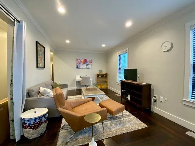 $3,700 | 65 Broadway, Unit 1, Arlington, MA 02474