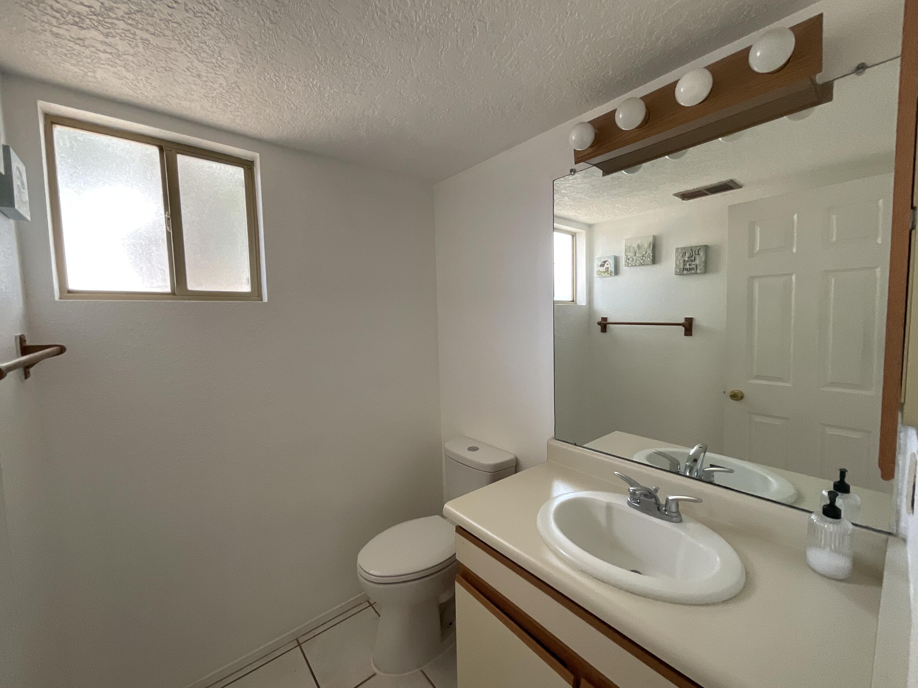 1313 Elkslip Drive Northeast Rio Rancho, NM 87144 - Photo 8 of 51 Gallery Image 8